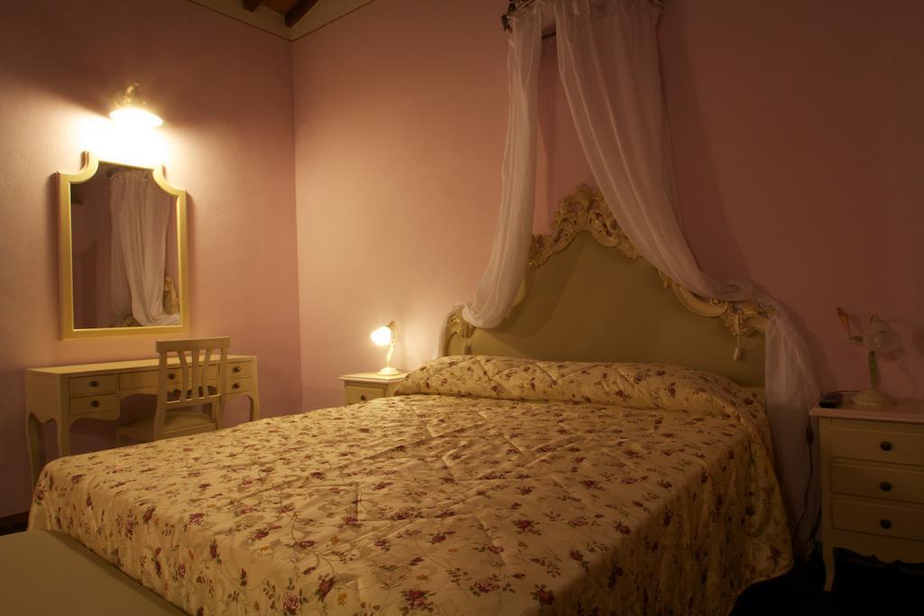 Relais La Leopolda Hotel Abbadia di Montepulciano Kamer foto